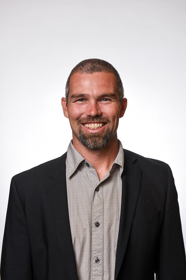 Portrait of Kevin Tharp