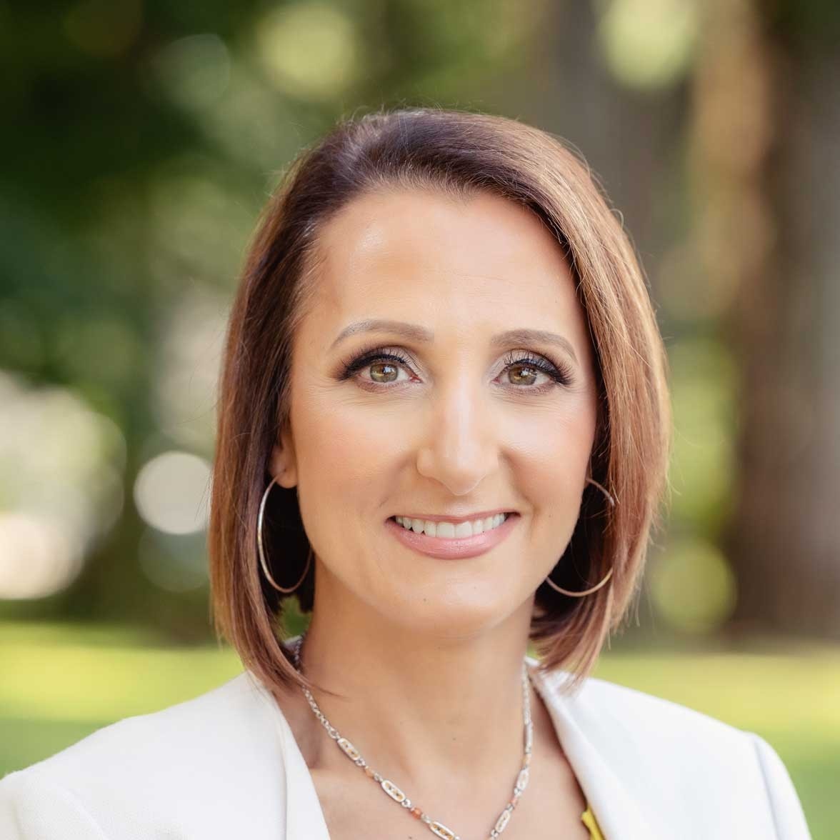 Portrait of Lori Brotto